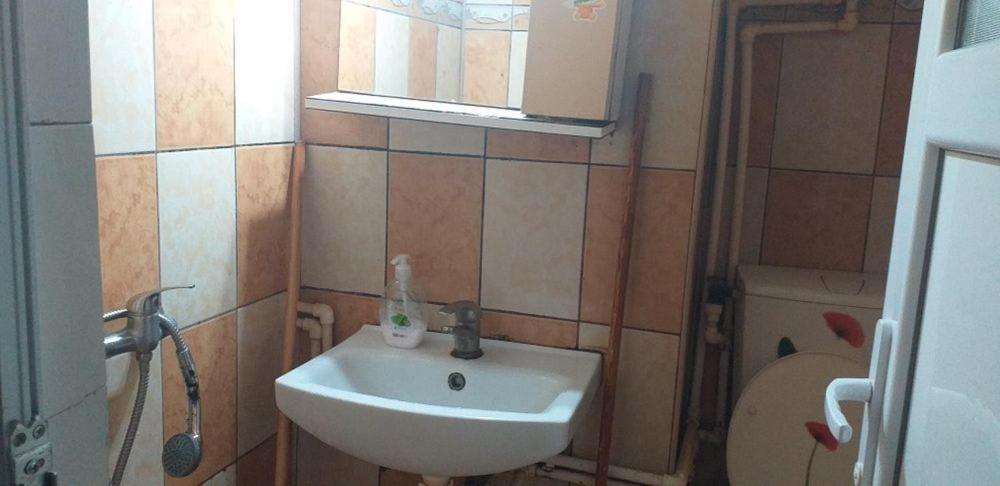 Apartamento Garsoniera Buzău Exterior foto