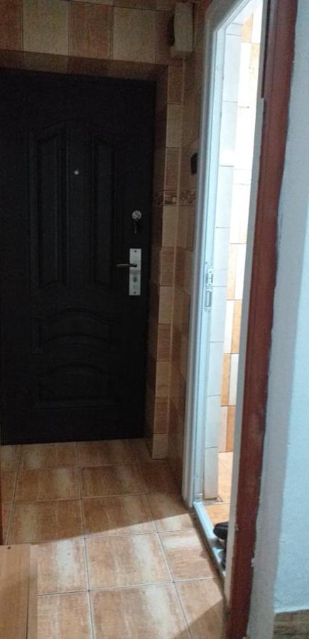 Apartamento Garsoniera Buzău Exterior foto