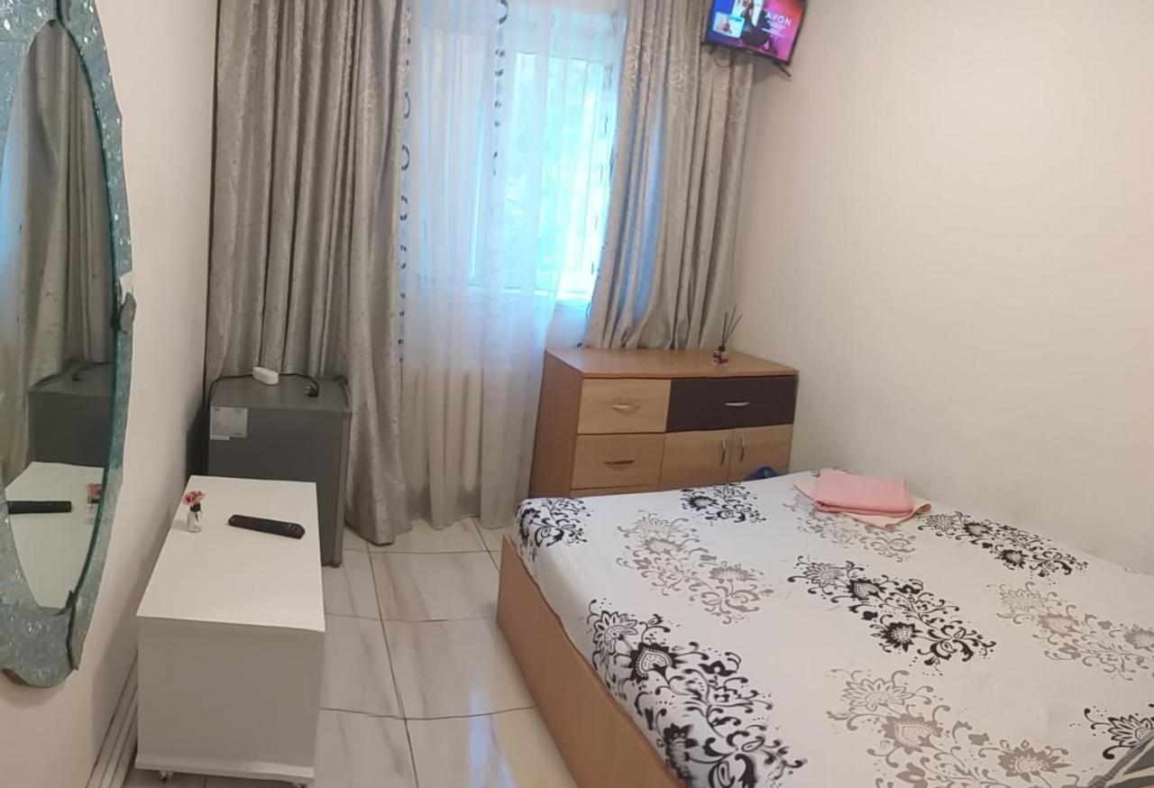 Apartamento Garsoniera Buzău Exterior foto
